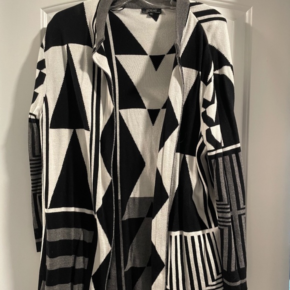 Cardigan - Picture 1 of 2